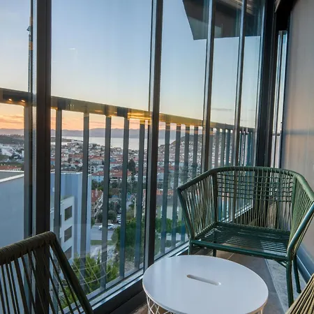 Comfy Flat 5 Min To Marina Apartment Cesme